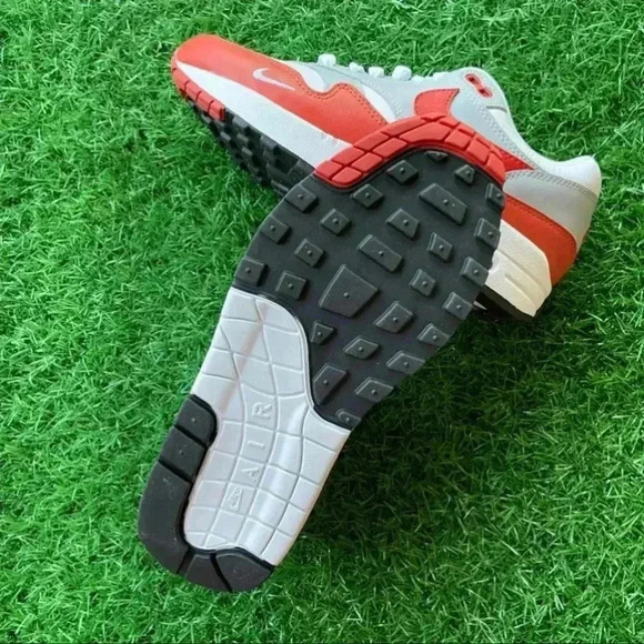 Nike Air Max 1 Lv8 - Picture 6 of 6